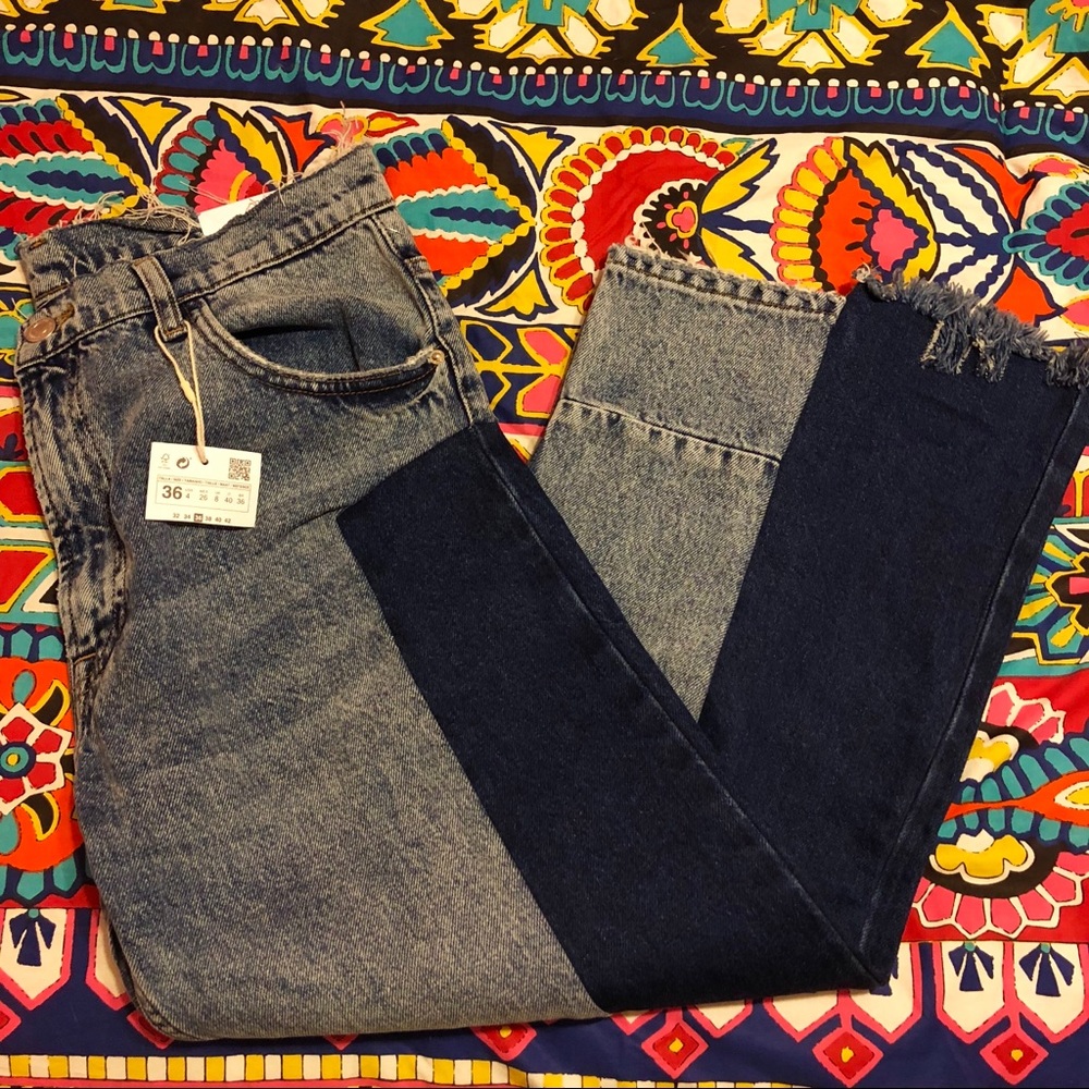 SOLD: 👖 ZARA Jeans 👖